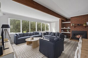 Apartemen | Area keluarga | Perapian