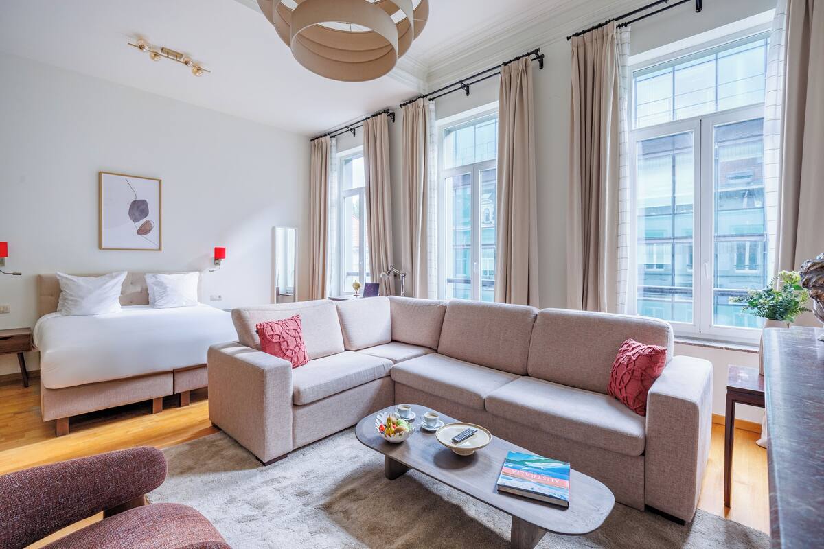 Iron/ironing board (on request), WiFi (free), bed sheets