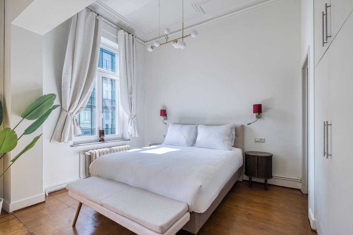 Iron/ironing board (on request), WiFi (free), bed sheets