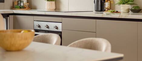 Căn hộ, 1 phòng ngủ, ban công, quang cảnh biển | Nội thất