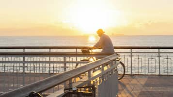 Studio, Multiple Bedrooms | Exterior