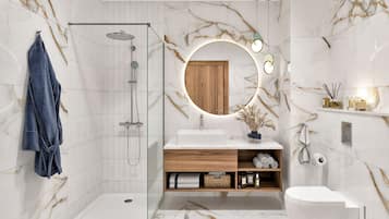 Studio, Multiple Bedrooms | Bathroom