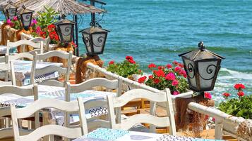 Apartment, 1 Bedroom, Balcony, Ocean View | Exterior