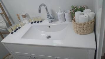 Appartamento, vista giardino | Bagno