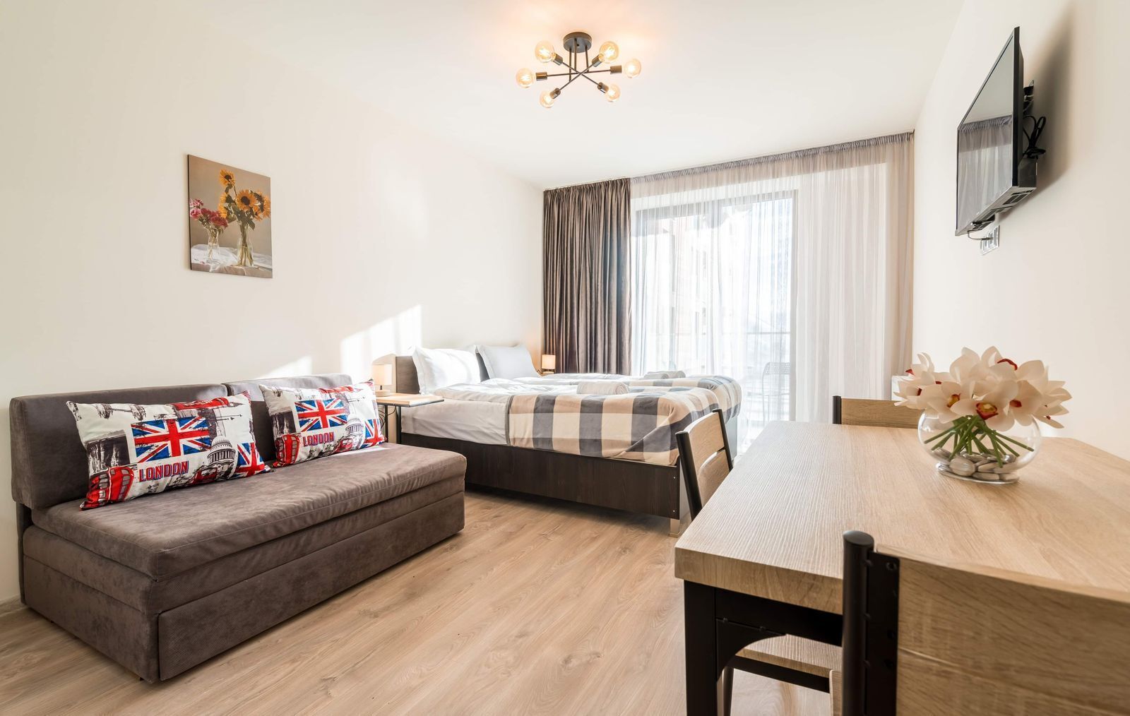 1 quarto, Wi-Fi de cortesia, roupa de cama