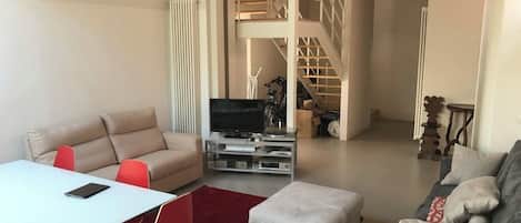 TV, stereo