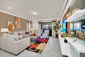 Room - 6 Br, 4 BA Home Sleeps 14! WW103 (Kissimmee)