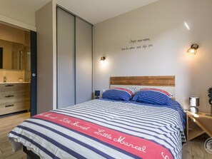 4 bedrooms, free WiFi