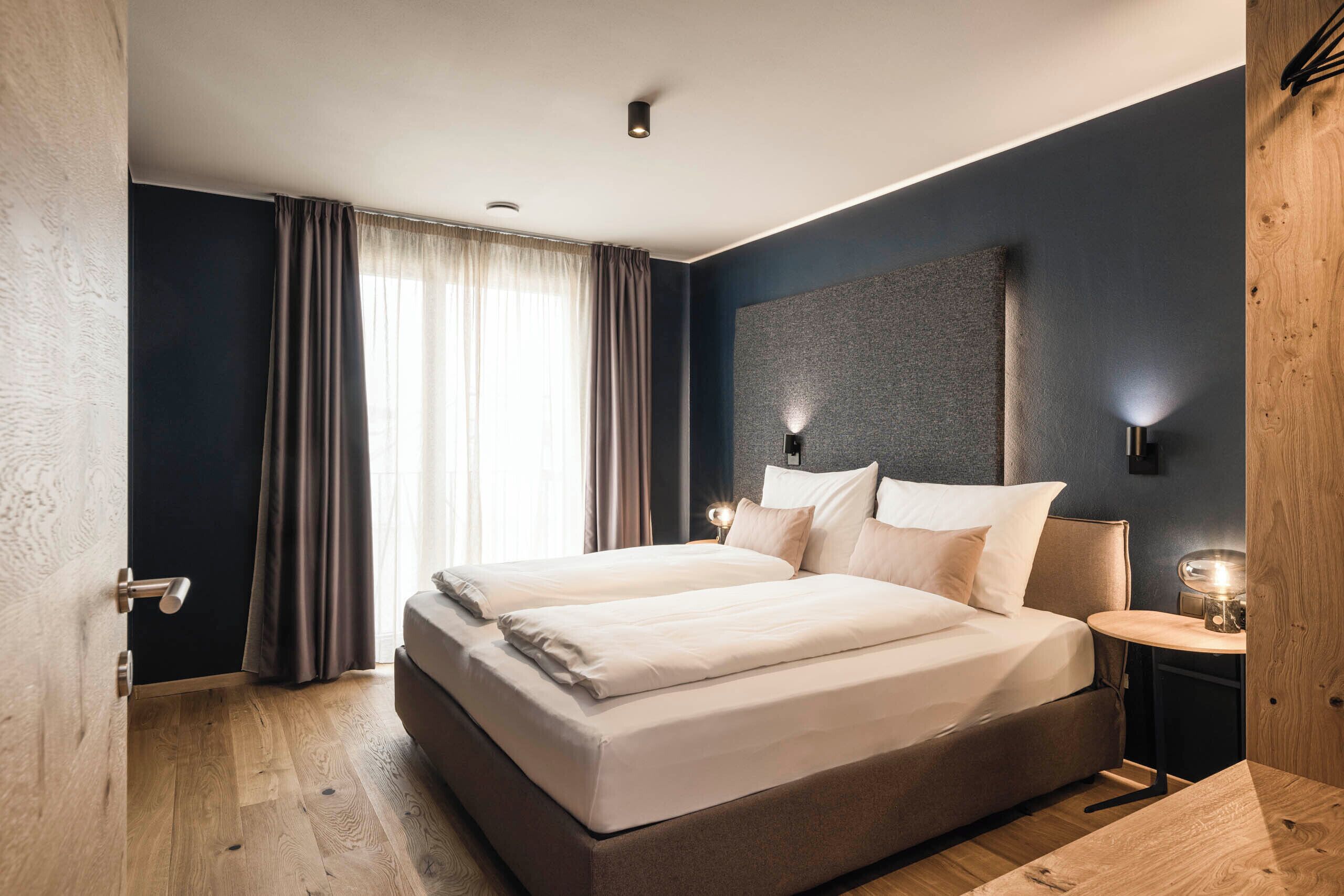 Apartment 3.07 | In-room safe, blackout drapes, soundproofing, iron/ironing board