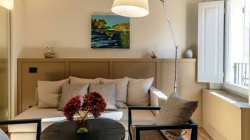 Apartment | Dining room