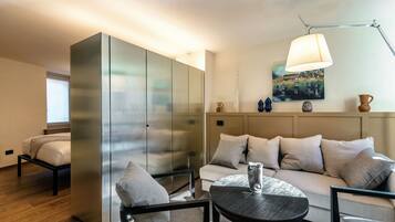 LÀgenhet | SÀngtillbehör av högsta kvalitet, duntÀcken och strykjÀrn/strykbrÀda