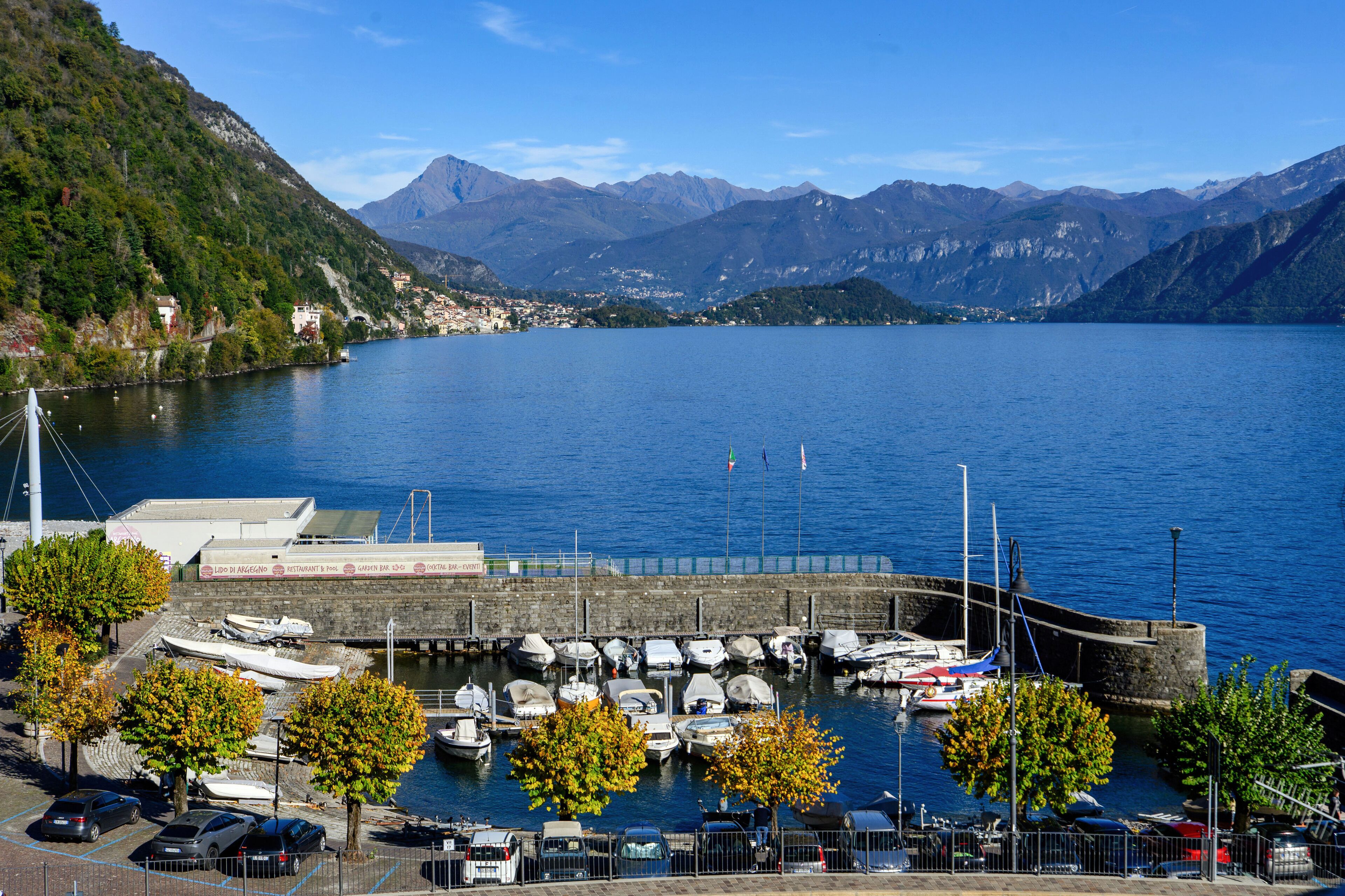 Lägenhet | Sängtillbehör av högsta kvalitet, duntäcken och strykjärn/strykbräda