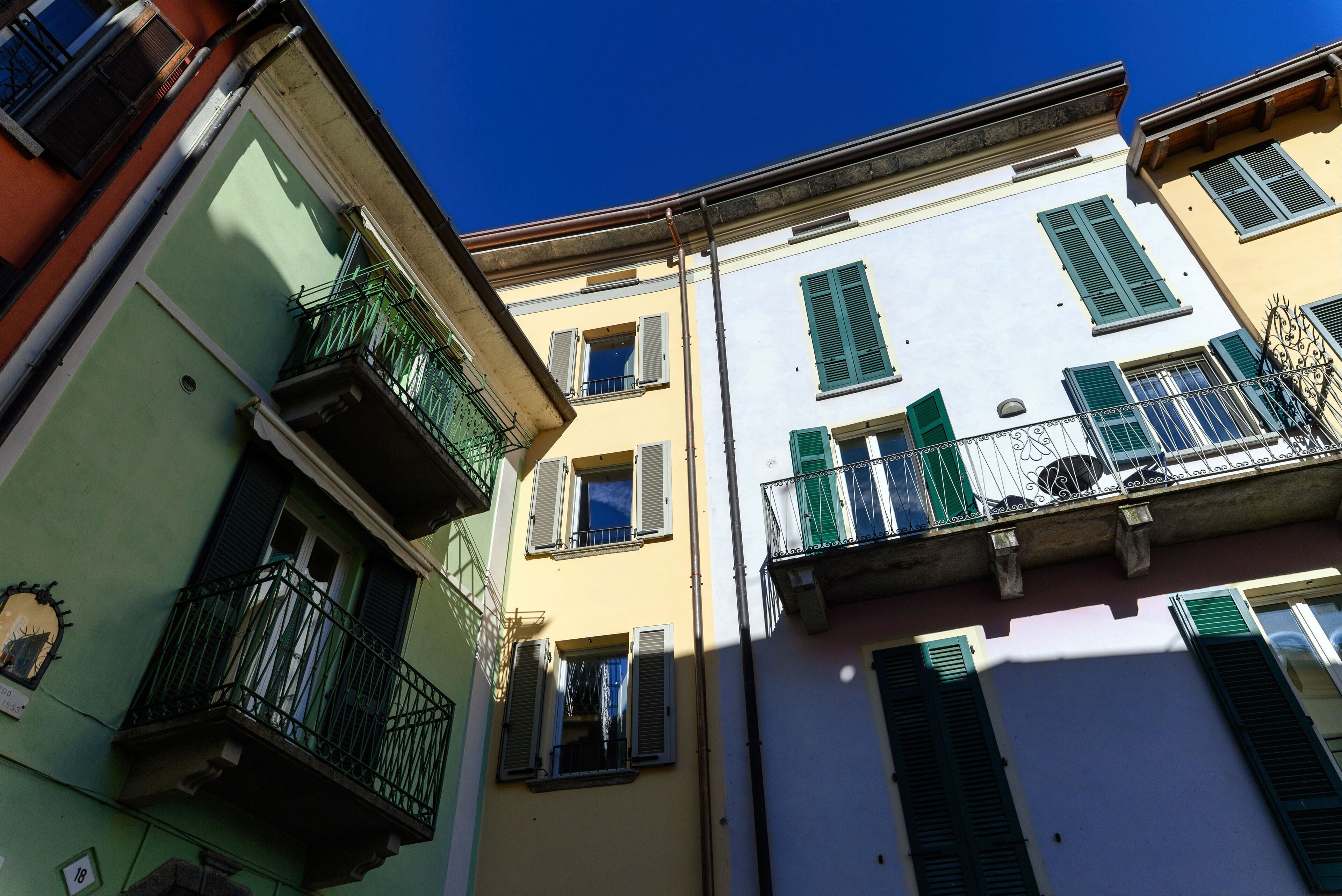 Apartment | Hochwertige Bettwaren, Daunenbettdecken, Bügeleisen/Bügelbrett