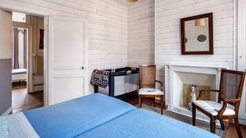 3 camere, ferro/asse da stiro, Wi-Fi