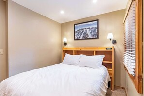 Iron/ironing board, travel cot, WiFi, bed sheets - Northstar Resort 2BR Condo with Rec Center Access (Truckee)