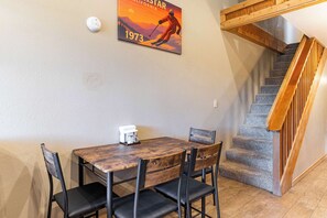Dining - Northstar Resort 2BR Condo with Rec Center Access (Truckee)