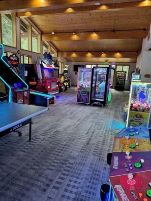 Spielezimmer
