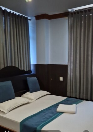 واي فاي مجانًا