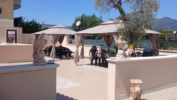 Ristorazione all'aperto