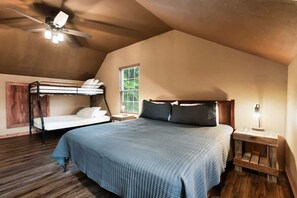 4 chambres, fer et planche à repasser, Wi-Fi, draps fournis