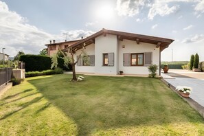 Exterior - Villa Il Fico – Cavriglia: Relax in the Heart of Chianti (Cavriglia)