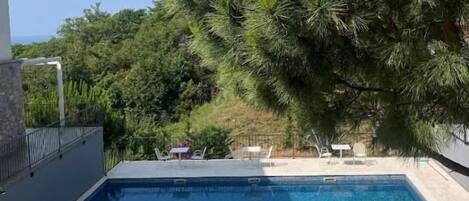 Seasonal outdoor pool