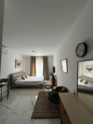 Studio Standard, balcon, vue mer | Intérieur