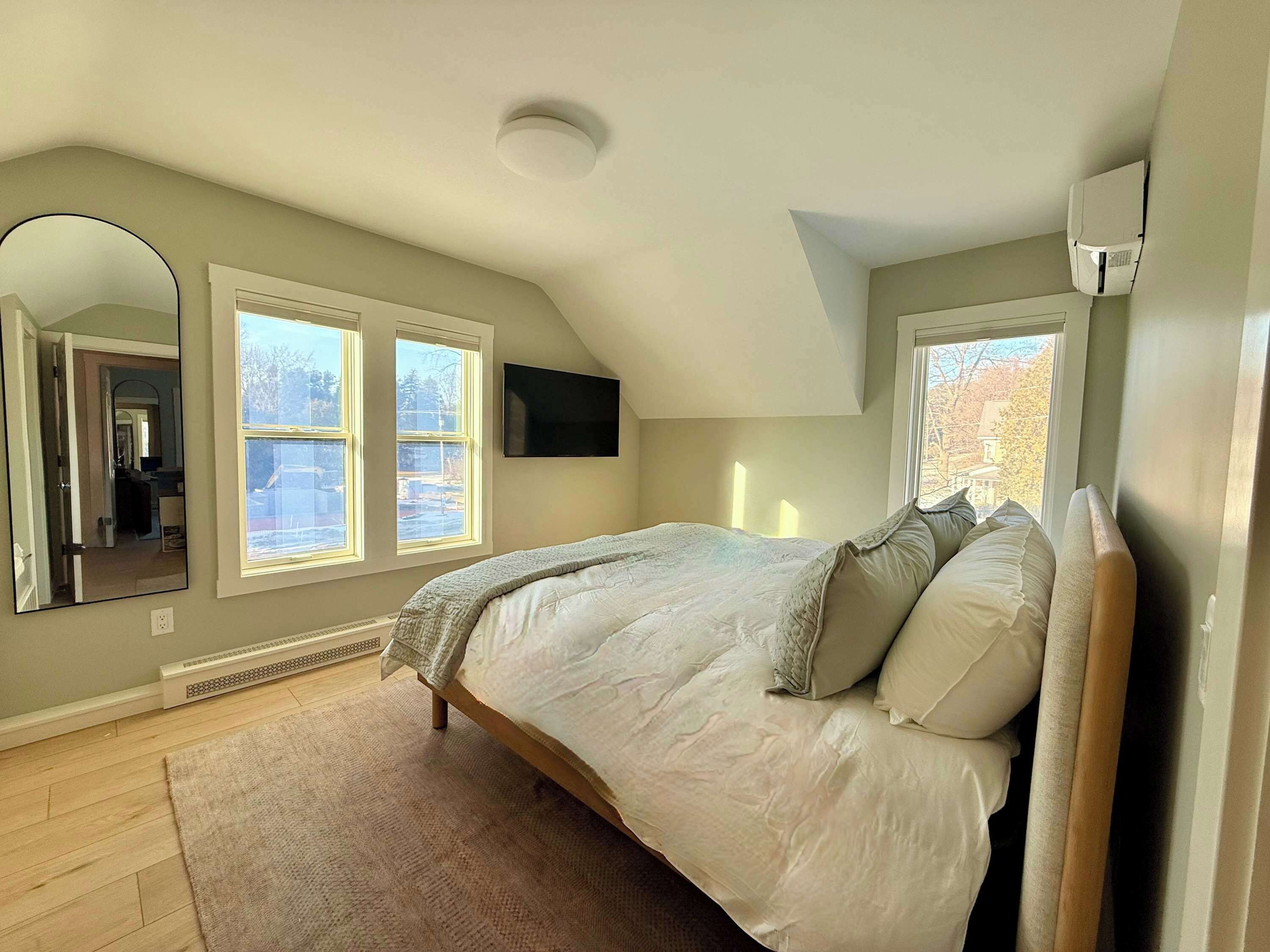 2 bedrooms, iron/ironing board, travel crib, WiFi