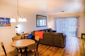 Room - Vacation Villa Ocala (Ocala)