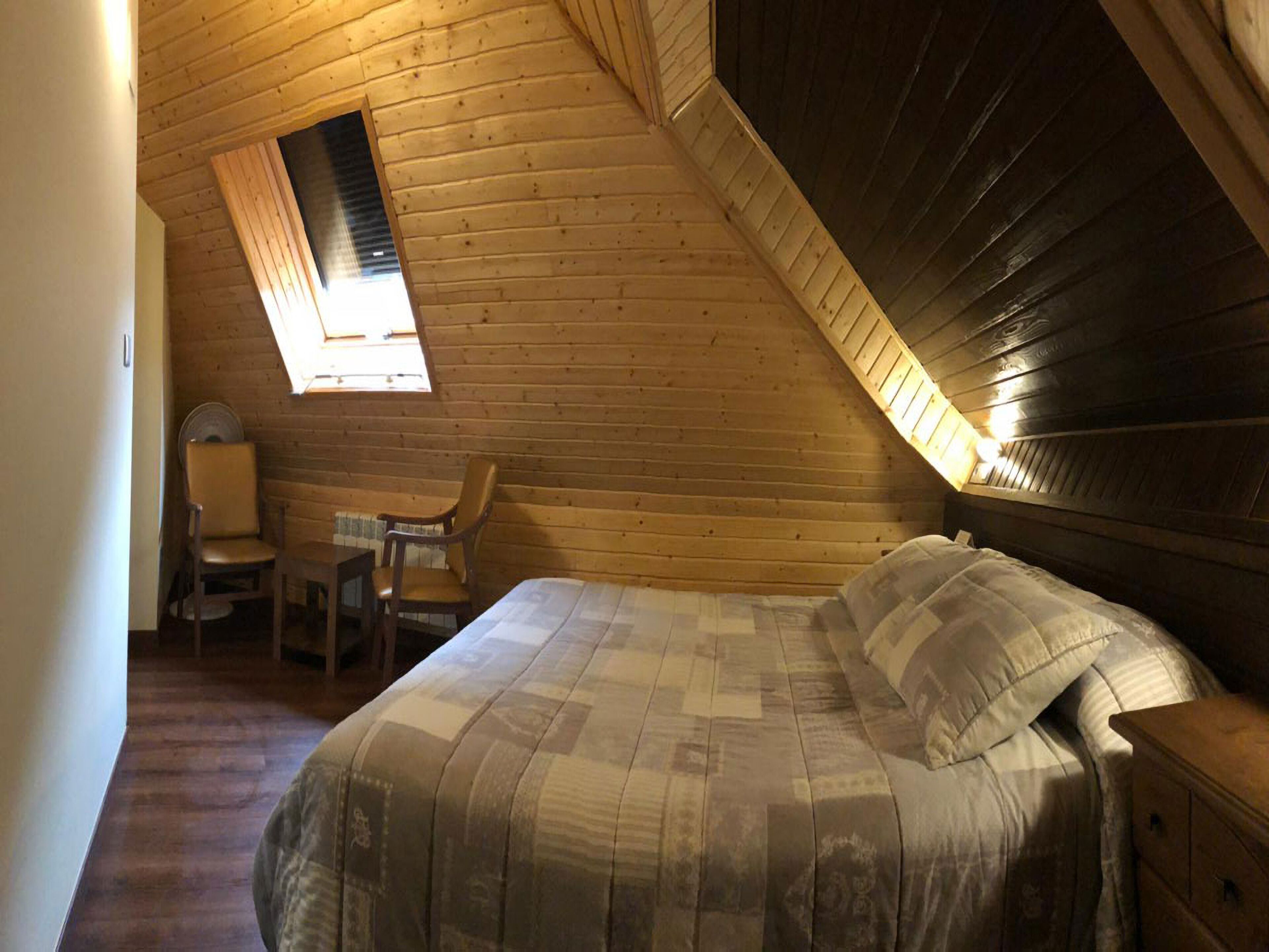 经典双人房 | 免费 WiFi