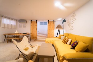 Apartment | 2 bedrooms - The Play Room in Site Arch Ologique de Carthage (La Marsa)