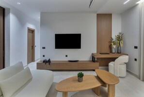 3 bedrooms, Internet