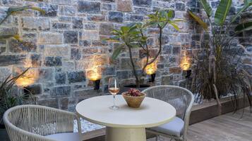 3 bedrooms, Internet