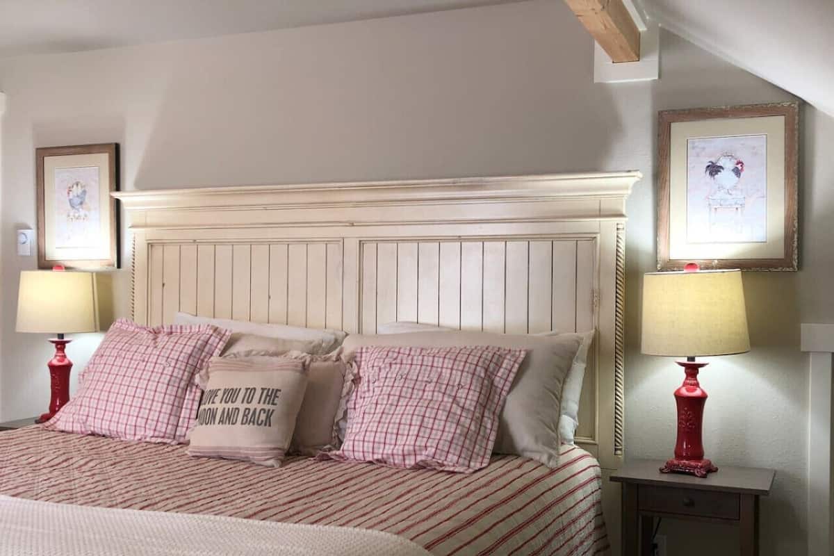 Standard Cabin | Iron/ironing board, free WiFi