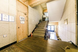 Interior - From H Amoremio Vintage Suwon Station (Suwon)