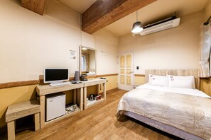 Premier Double Room, Garden View | Free WiFi - Suwon Station Amore Mio Vintage (Suwon)