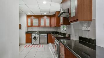 Appartement, 1 slaapkamer, balkon, uitzicht op rivier | Privékeuken