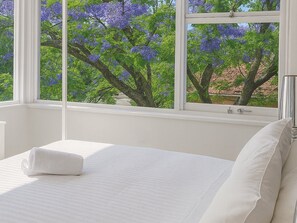 Apartment | 3 bedrooms, laptop workspace, bed sheets - Light Filled 3-bed Coastal Home at Brighton Beach (Sydney)