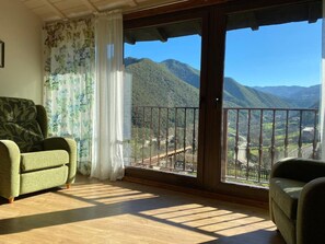 Interior - Suite Apartments Adult Only (Cabezón de Liébana)