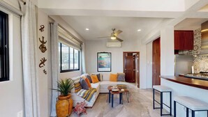TV - Casa Ricky - Calm & Charming 1BR with Rooftop Pool (Puerto Vallarta)