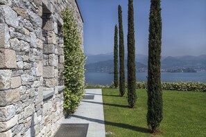 Vila, 4 quartos, piscina particular, vista para o jardim | Área da propriedade