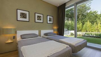 Villa, 4 Schlafzimmer, eigener Pool, Gartenblick | 4 Schlafzimmer