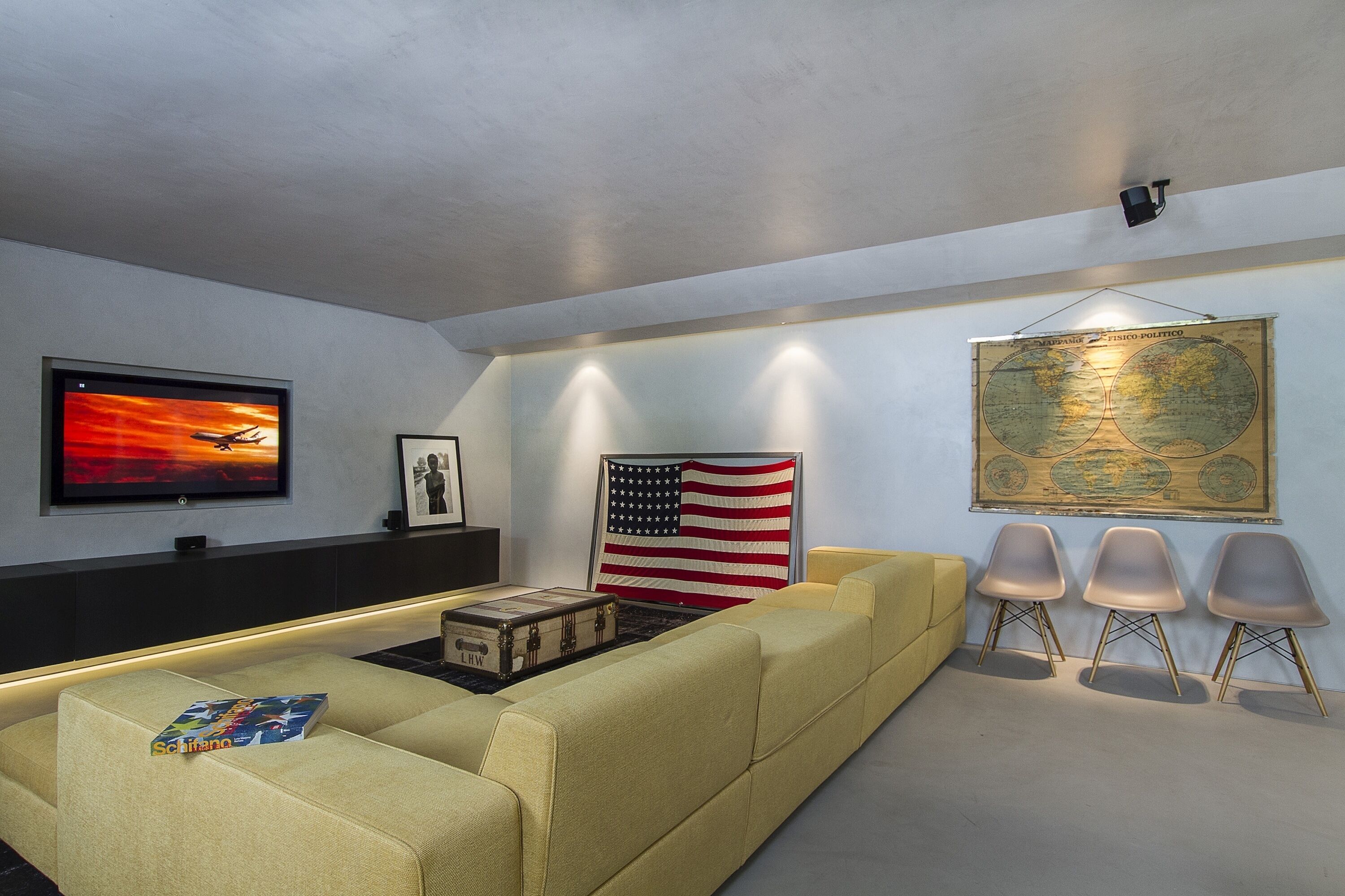 Vila, 4 quartos, piscina particular, vista para o jardim | Sala de estar