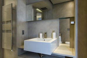 Villa, 4 Bedrooms, Private Pool, Garden View | Bathroom - Modern Oasis Overlooking Lake Maggiore (Stresa)