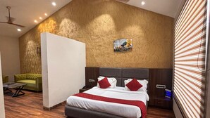 Deluxe Double Room, City View