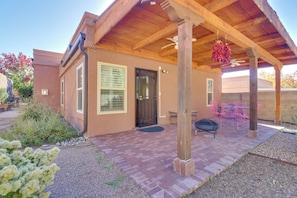 House (3 Bedrooms) | Interior - Covered Patio & Private Yard: Albuquerque Retreat (Albuquerque)