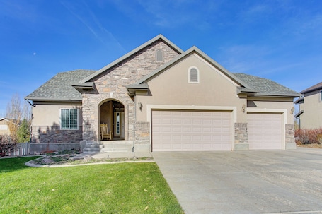 House (6 Bedrooms) | Interior. 3,600 Sq Ft, Large Fenced Yard: Heber City Retreat
