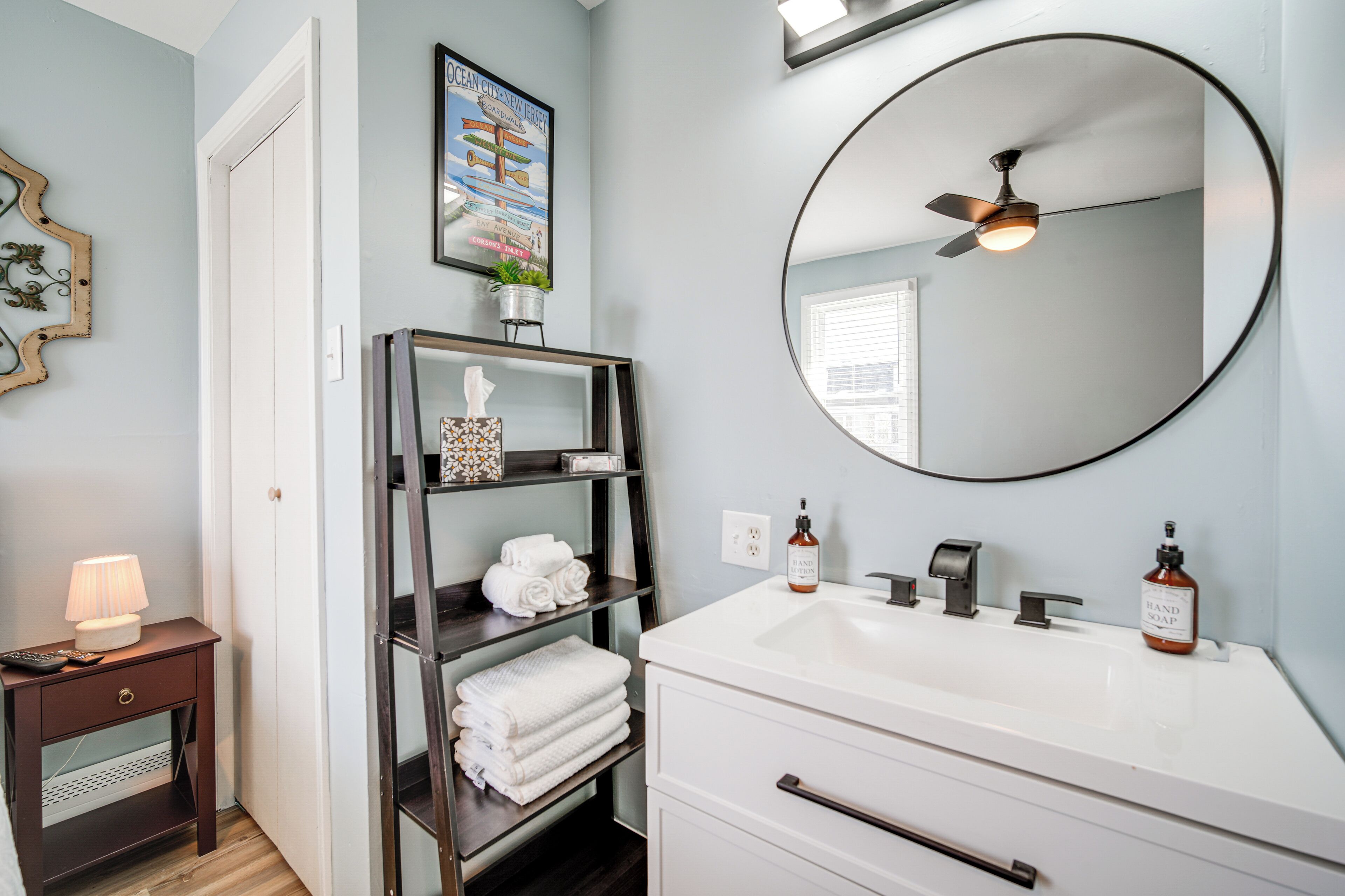 Apartment (1 Bedroom) | Interior