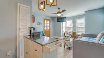 Apartment (1 Bedroom) | Interior