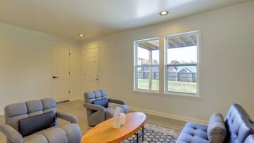 Rumah (4 Bedrooms) | Interior